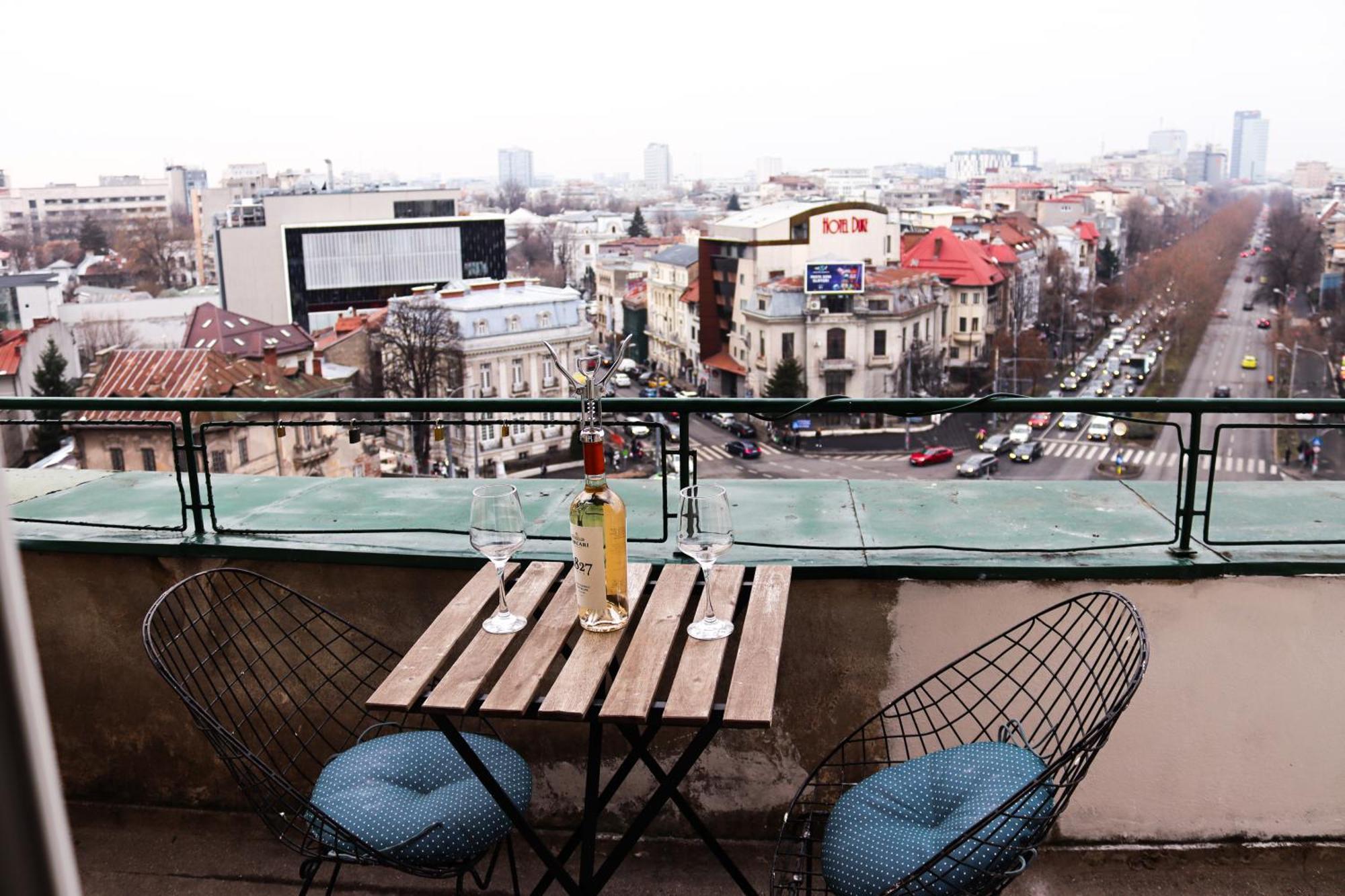 Scandinavian Style Apartment With Panoramic View บูคาเรสต์ ภายนอก รูปภาพ